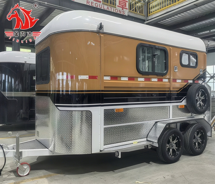 山东拖挂运马车